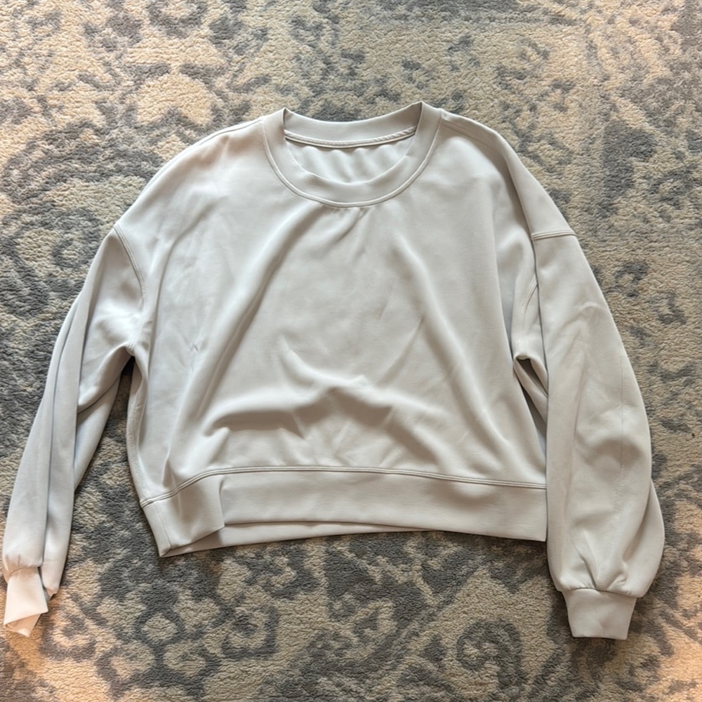 Lululemon perfectly oversized softstreme Cream Sweatshirt